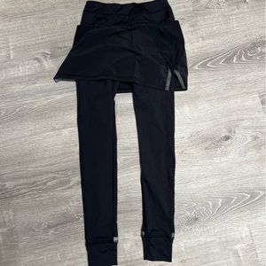Women’s Athleta Tennis Skirt w/leggings